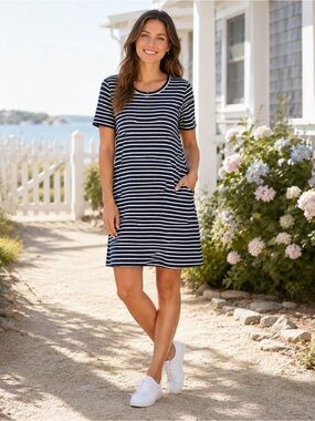 Hellow Navy White Striped Pocket T-Shirt Dress Size Small NWOT Made in USA